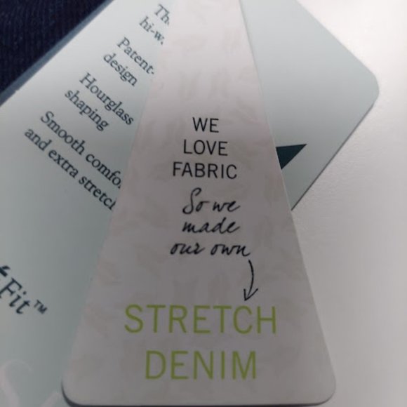 NWT LYSSE Womens Plus Size  Indigo Capri Pants Stretchy Lightweight Denim Style - Picture 5 of 15